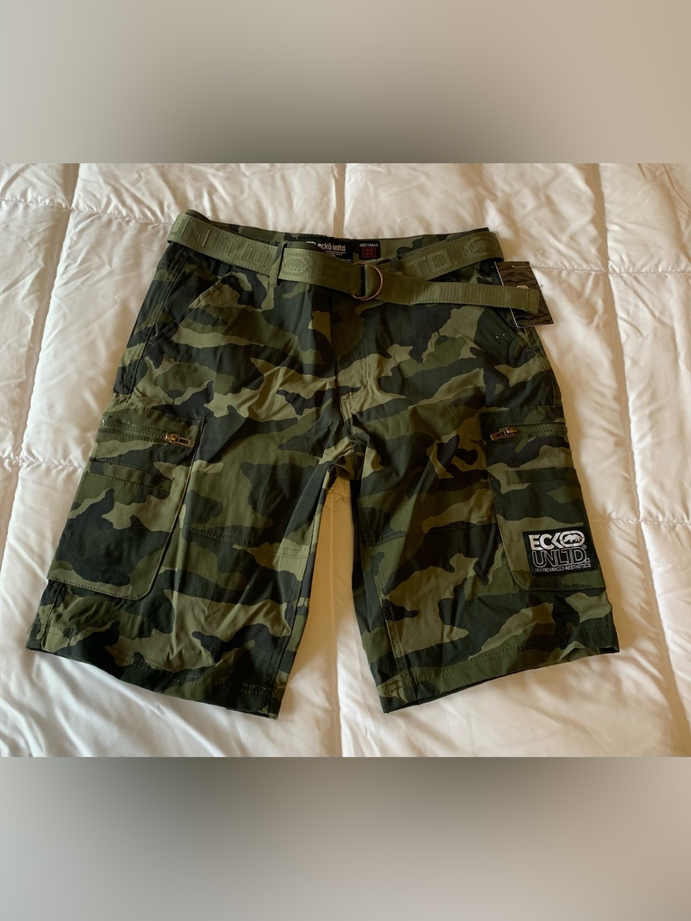 New ECKO unlimited mens shorts size 32